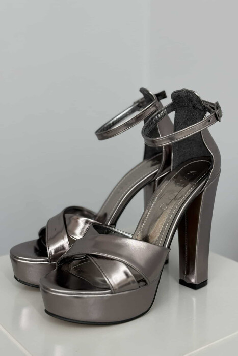 ONE COLOR LEATHER HIGH HEEL WOMEN SANDALS BRONX/BRONX - 5