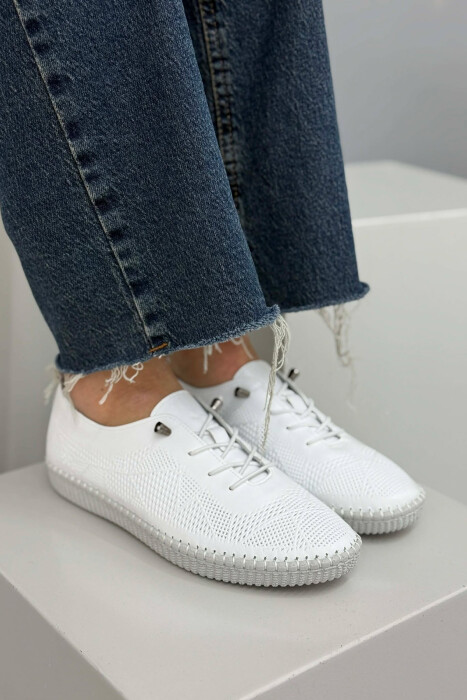 ONE COLOR LEATHER LACING COMFORT WOMEN SNEAKERS WHITE-E BARDHE - KLAUDIO FASHION