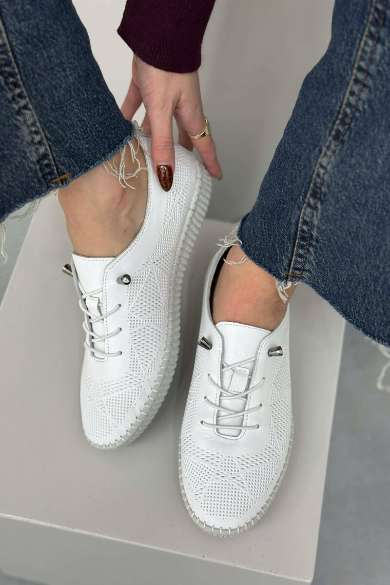 ONE COLOR LEATHER LACING COMFORT WOMEN SNEAKERS WHITE-E BARDHE - 2