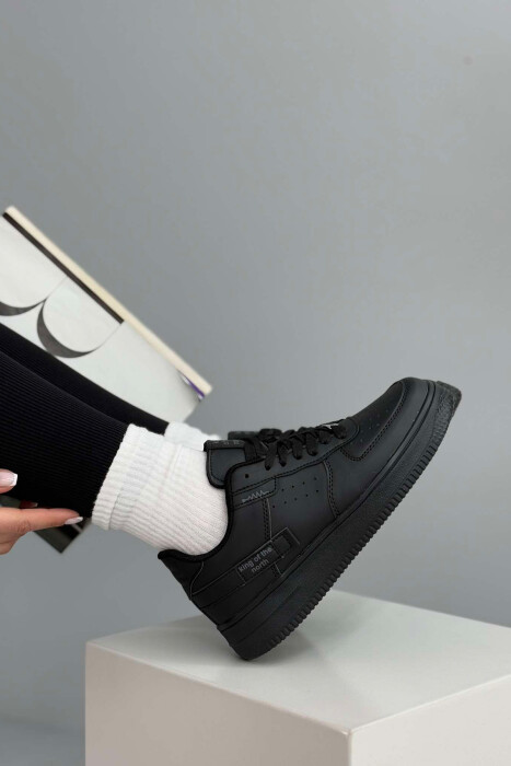 ONE COLOR LITTLE WRITTINGS WOMEN SNEAKERS BLACK/ E ZEZE - 4