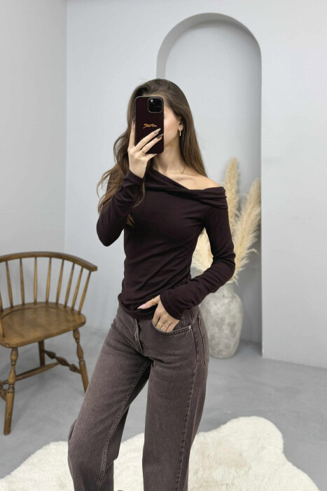 ONE COLOR LONG SLEEVE SIMPLE WOMEN SWEATSHIRT DARK BROWN/KAE - KLAUDIO FASHION