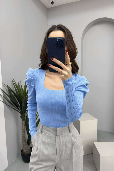 ONE COLOR LONG SLEEVE SQUARE NECK WOMEN SWEATER LIGHTBLUE/BZ 