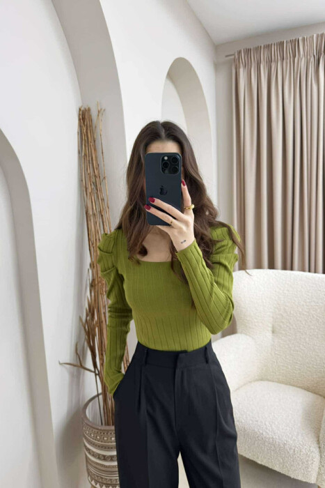 ONE COLOR LONG SLEEVE SQUARE NECK WOMEN SWEATER OLIVE/ULLI - 5