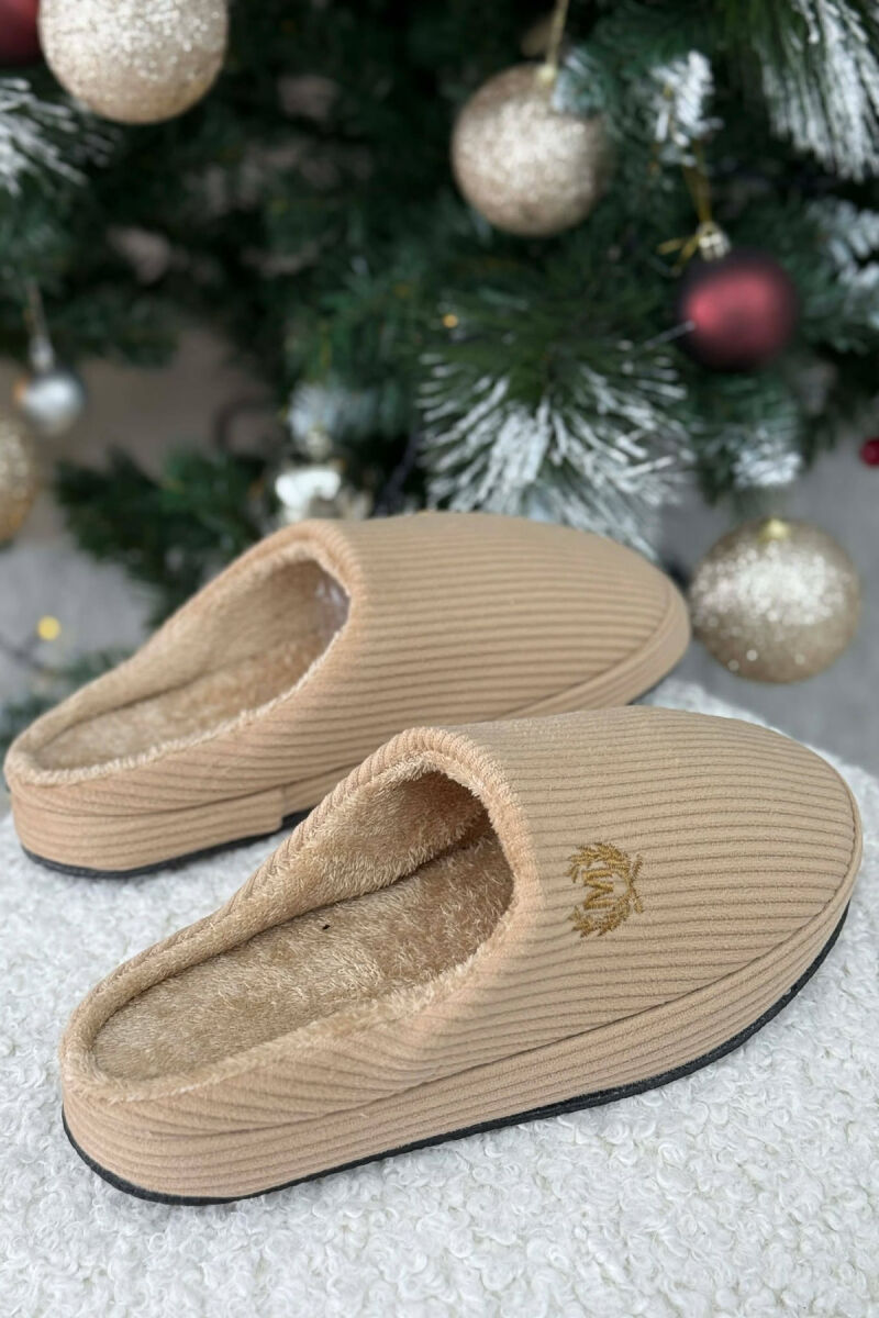 ONE COLOR M SYMBOL TEDDY LINED MAN SLIPPERS BEIGE/BEZHE - 3