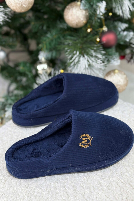 ONE COLOR M SYMBOL TEDDY LINED MAN SLIPPERS BLUE/BLU - 3