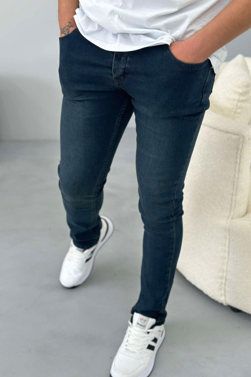 ONE COLOR MEN JEANS DARK BLUE/BEE - 3