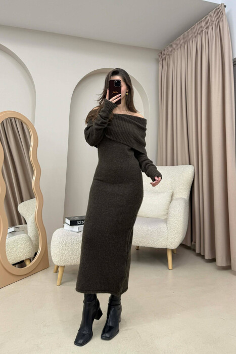 ONE COLOR OFF SHOULDERS WOMAN DRESS DARK BROWN/KAE - 4