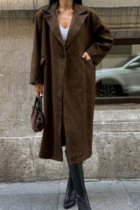 ONE COLOR ONE BUTTON FUR LONG WOMAN COAT BROWN/KAFE - 6