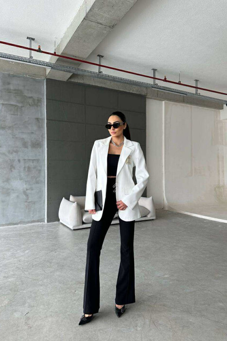 ONE COLOR PIN DETAILS WOMEN JACKET WHITE-E BARDHE - KLAUDIO FASHION