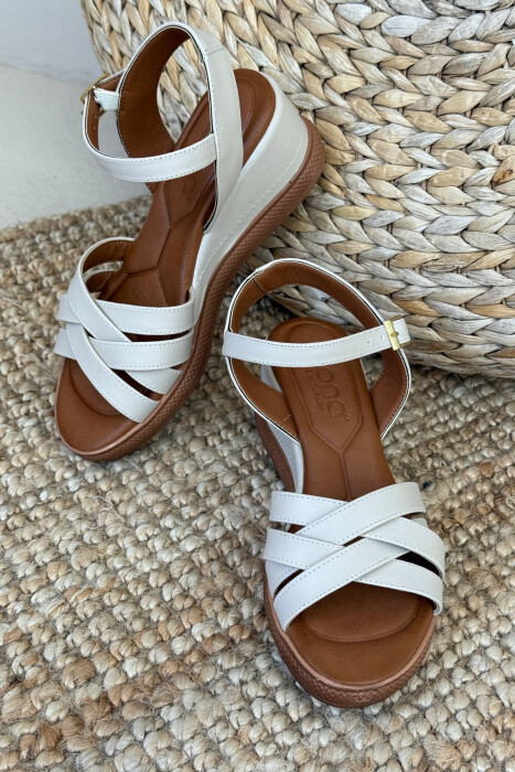 ONE COLOR PLATFORM WOMEN SANDALS CREAM/KREM - KLAUDIO FASHION