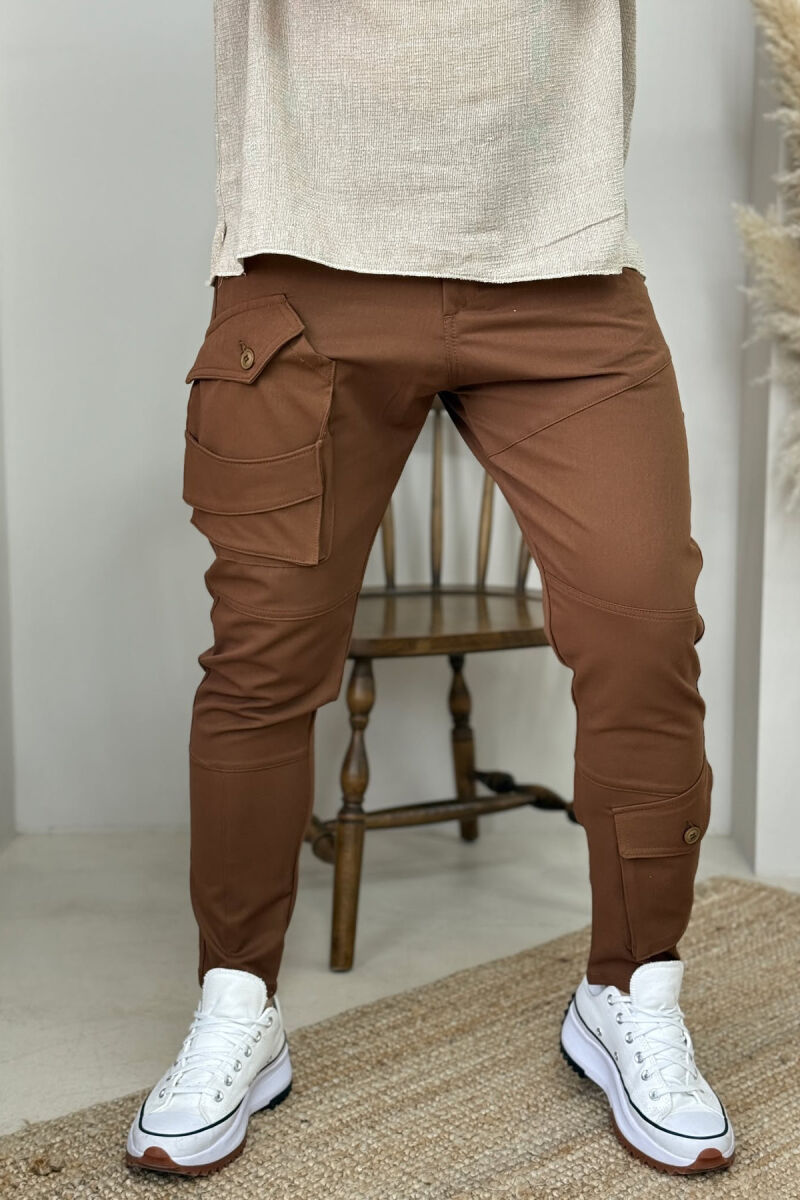 ONE COLOR POCKETS DETAIL MEN PANTS BROWN/KAFE - 2