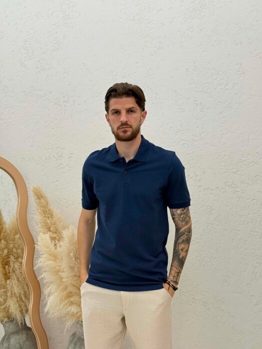 T-SHIRT NJE NGJYRESH ME JAKE POLO PER MESHKUJ NE NGJYRE BLU 