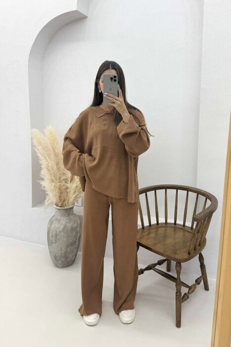 ONE COLOR POLO NECK SWEATER+TROUSERS KNIT WOMEN SET BROWN/KAFE - 