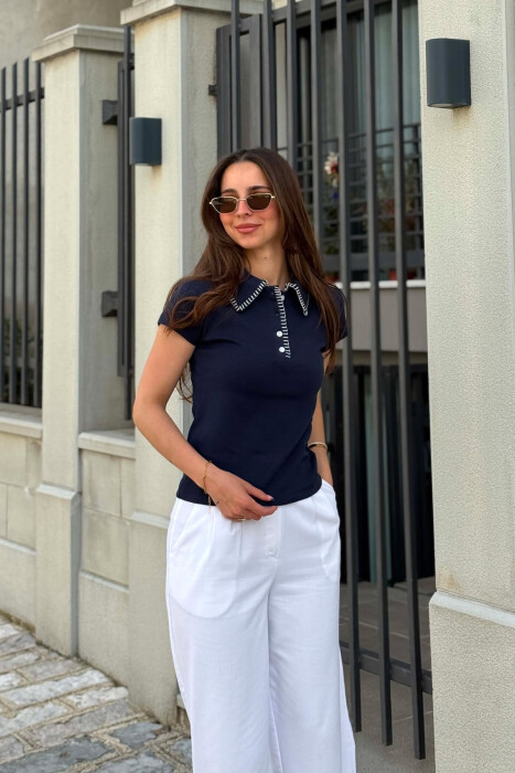 T-SHIRT NJE NGJYRESH ME JAKE POLO PER FEMRA NE NGJYRE BLU 