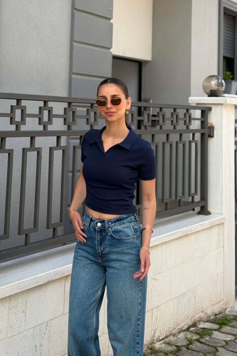 T-SHIRT NJE NGJYRESH ME JAKE POLO PER FEMRA NE NGJYRE BLU - KLAUDIO FASHION