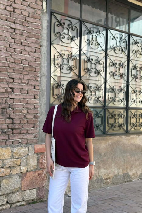 ONE COLOR POLO NECK WOMAN T-SHIRT + 6 PAIR SOCKS BURGUNDY/VISHNJE 