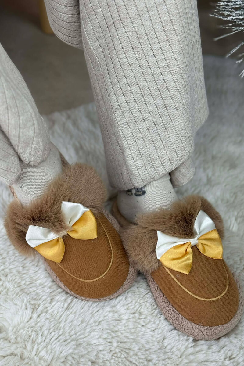 ONE COLOR RIBBON DETAIL WOMAN TEDDY SLIPPERS LIGHT BROWN/KAZB - 1