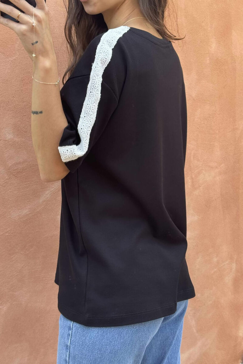 ONE COLOR ROUND NECK 95 FRONT LOGO WOMEN T-SHIRT BLACK/ E ZEZE - 3