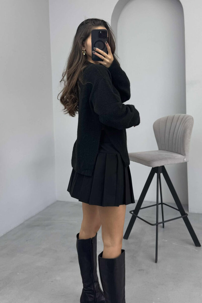 ONE COLOR ROUND NECK KNITTED WOMEN SWEATER BLACK/ E ZEZE - 2