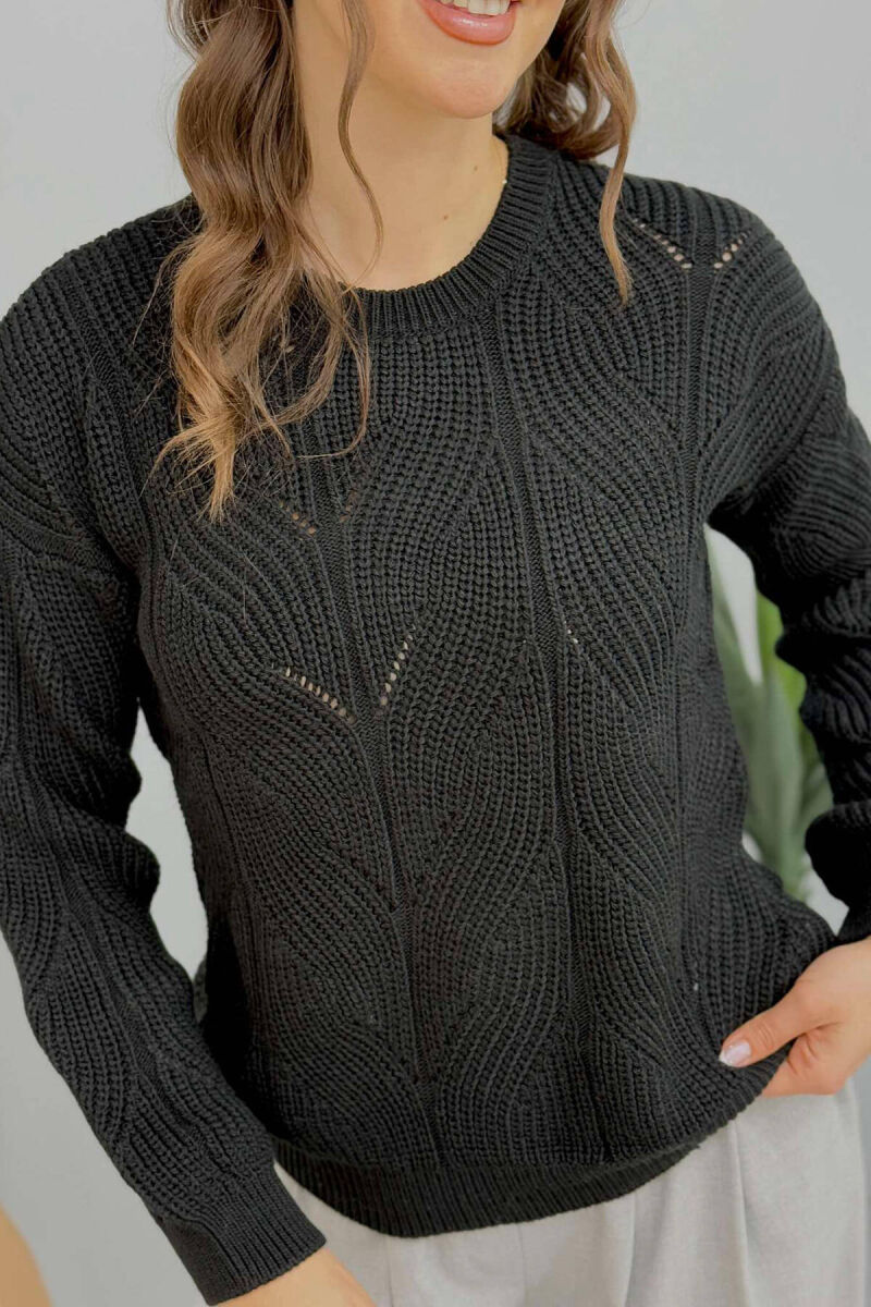 ONE COLOR ROUND NECK KNITTED WOMEN SWEATER BLACK/ E ZEZE - 3