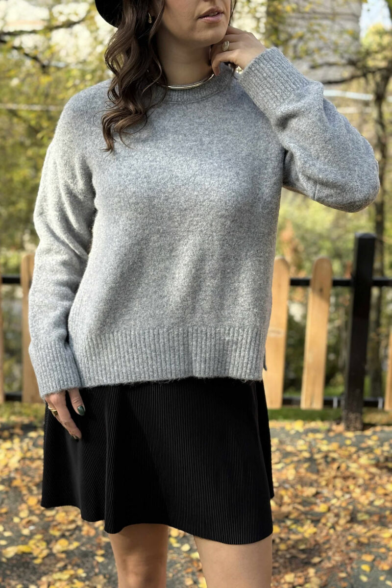 ONE COLOR ROUND NECK KNITTED WOMEN SWEATER GREY-GREY/GG - 4