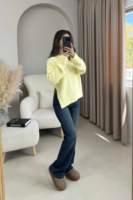 ONE COLOR ROUND NECK KNITTED WOMEN SWEATER YELLOW/E VERDHE - 6