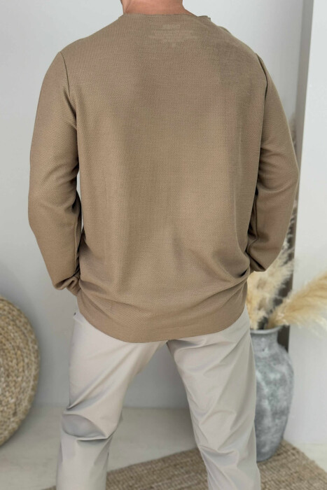 ONE COLOR ROUND NECK POCKET DETAIL MEN SWEATER BROWN/KAFE - 2