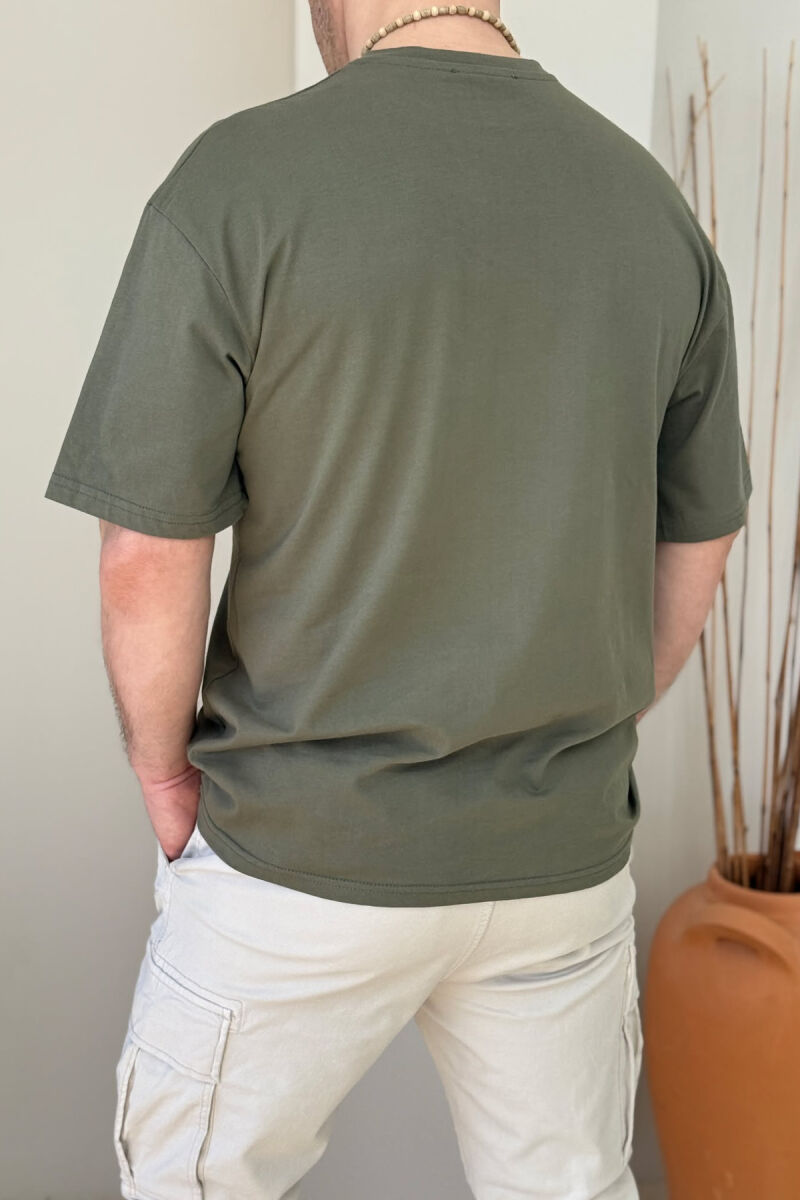 ONE COLOR ROUND NECK POCKET DETAIL MEN T-SHIRT OLIVE/ULLI - 4