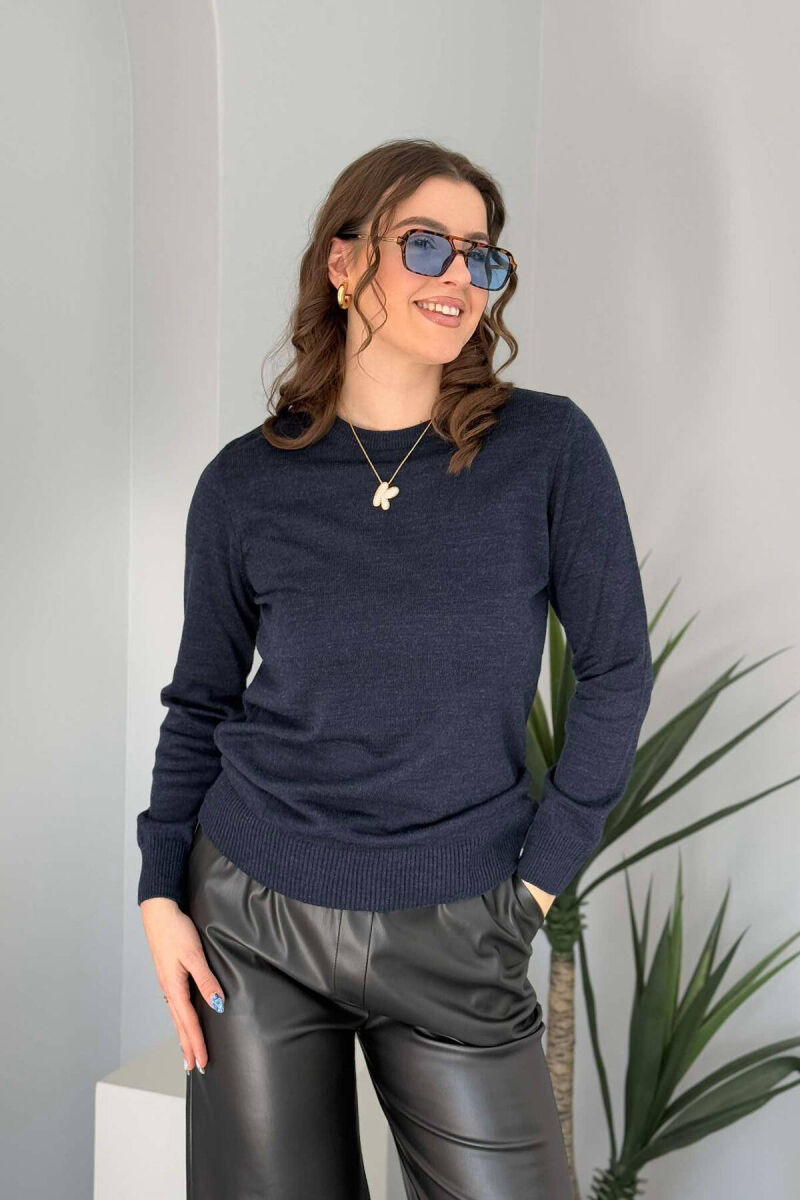 ONE COLOR ROUND NECK SIMPLE WOMEN SWEATER BLUE/BLU - 1