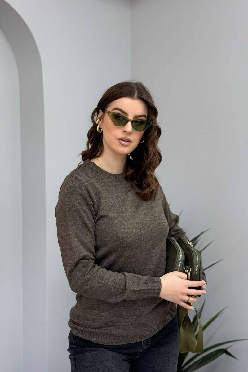 ONE COLOR ROUND NECK SIMPLE WOMEN SWEATER LIGHT BROWN/KAZB - 3