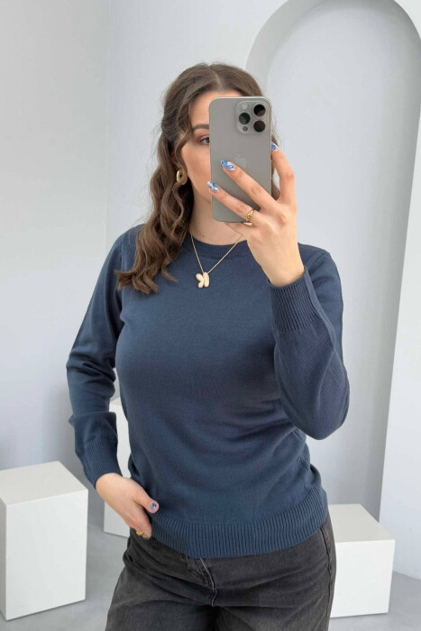 ONE COLOR ROUND NECK SIMPLE WOMEN SWEATER LIGHTBLUE/BZ - 5