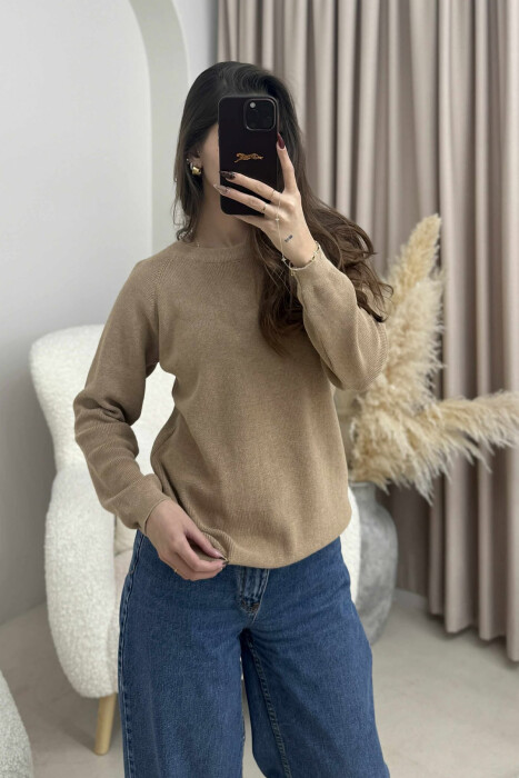 ONE COLOR ROUND NECK SIMPLE WOMEN SWEATER LIGHT BROWN/KAZB - 2