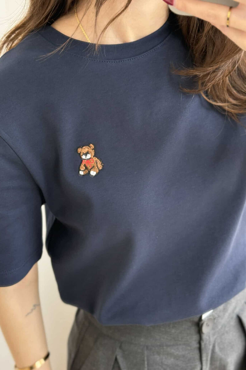 ONE COLOR ROUND NECK TEDDY BEAR LOGO WOMEN T-SHIRT DARK BLUE/BEE - 3