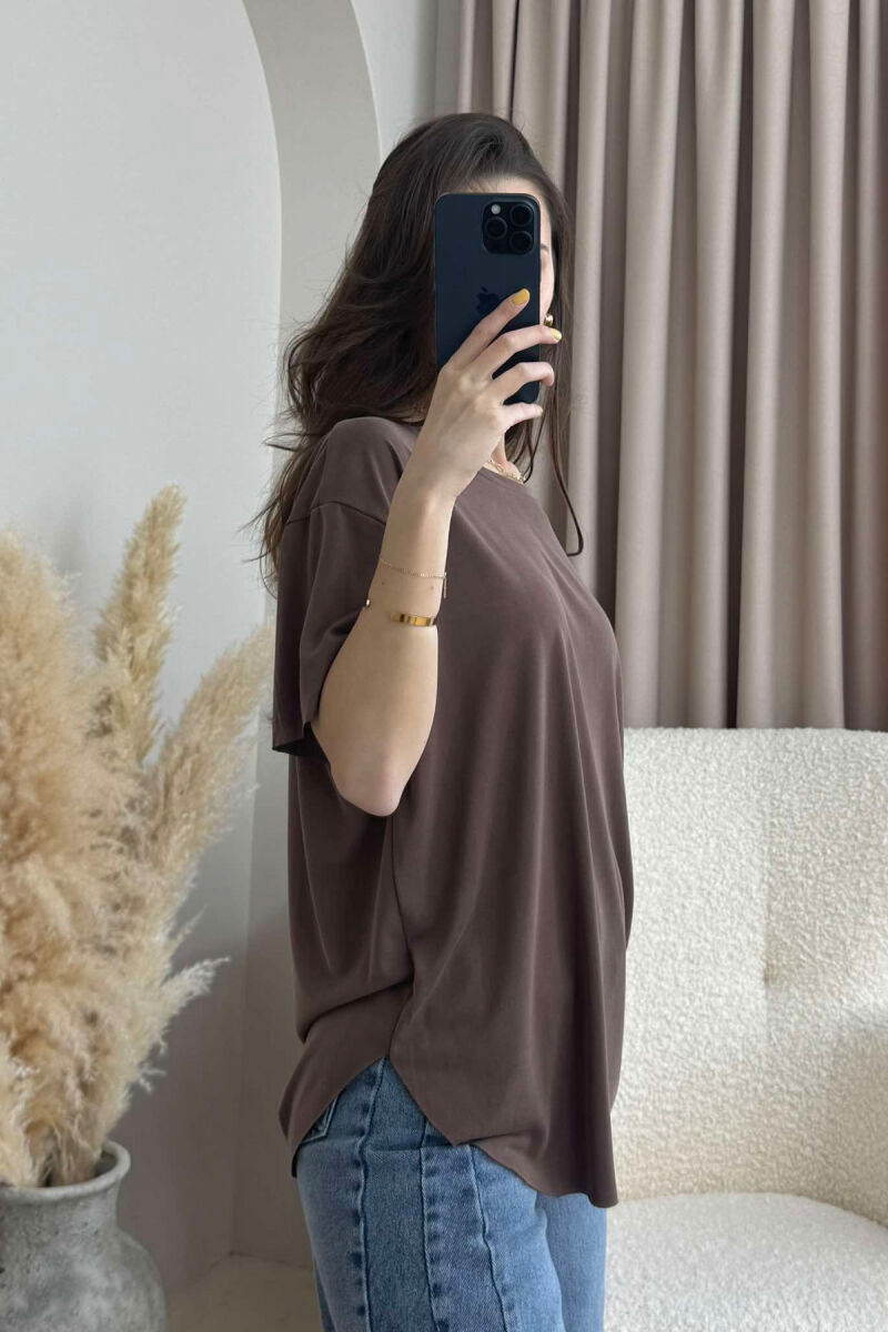 ONE COLOR ROUND NECK WOMEN T-SHIRT BROWN/KAFE - 3