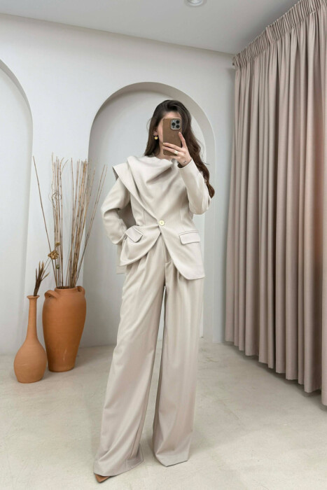 SET XHAKETE+PANTALLONA PER FEMRA NE NGJYRE BEZHE - KLAUDIO FASHION