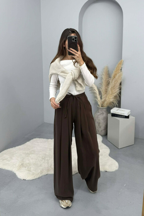 ONE COLOR SEMI ELASTIC WAIST WIDE LEG WOMEN TROUSERS BROWN/KAFE - KLAUDIO FASHION