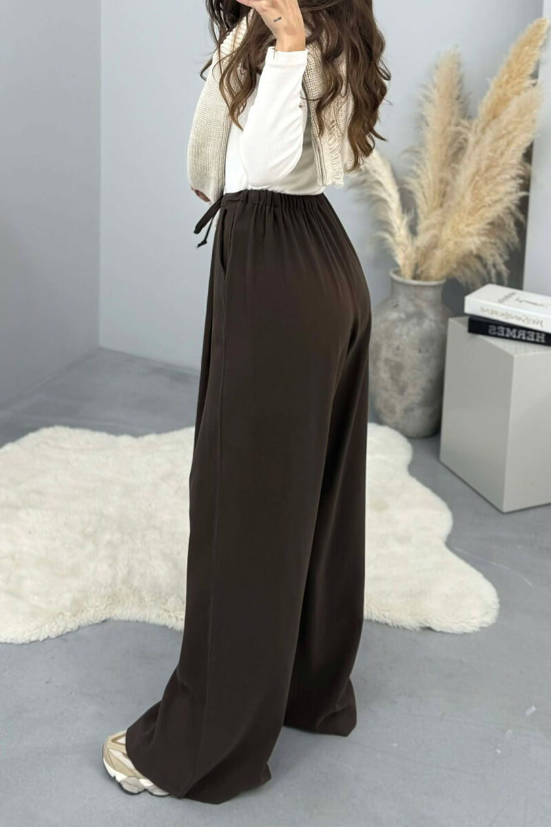 ONE COLOR SEMI ELASTIC WAIST WIDE LEG WOMEN TROUSERS BROWN/KAFE - 3