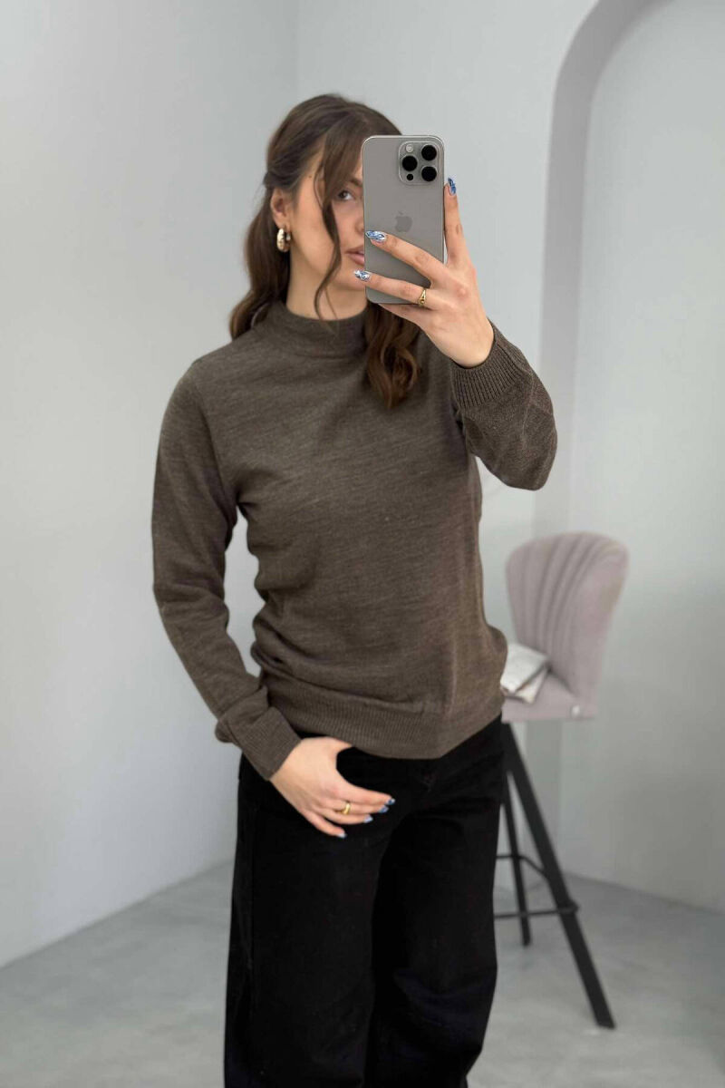 ONE COLOR SEMI NECK WOMEN SWEATER LIGHT BROWN/KAZB - 3