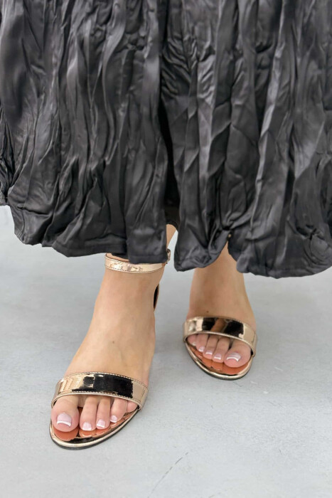 ONE COLOR SHINNY HIGH HEEL WOMEN SANDALS GOLDEN ROD/GOLD - 3