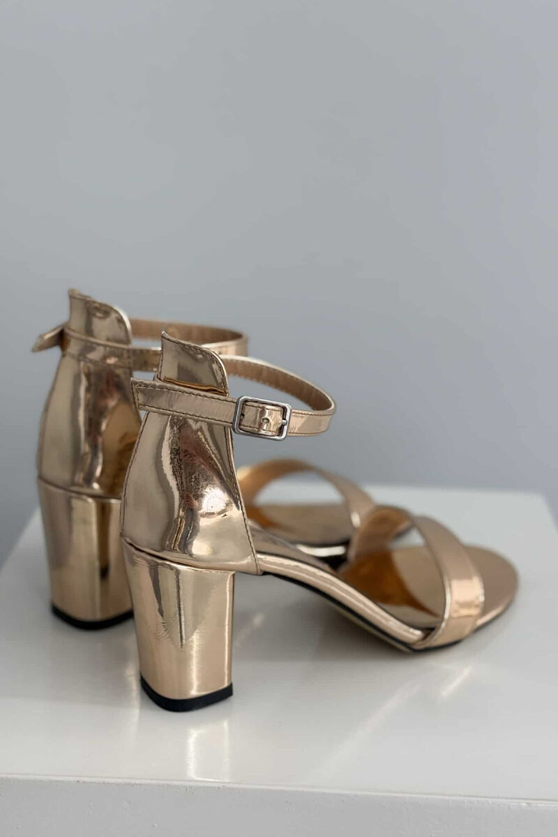 ONE COLOR SHINNY HIGH HEEL WOMEN SANDALS GOLDEN ROD/GOLD - 6