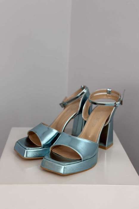 ONE COLOR SHINNY HIGH HEEL WOMEN SANDALS LIGHTBLUE/BZ - 7