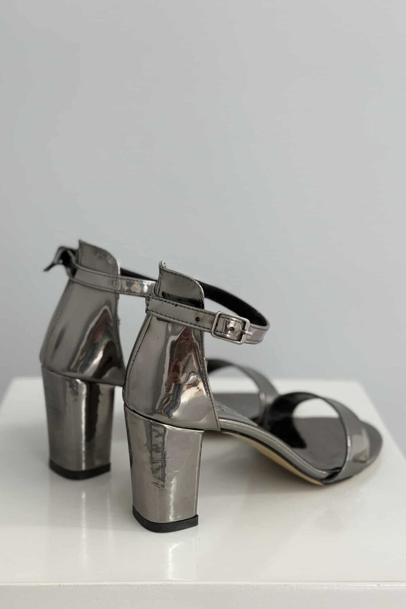 ONE COLOR SHINNY HIGH HEEL WOMEN SANDALS SILVER/ARGJEND - 3
