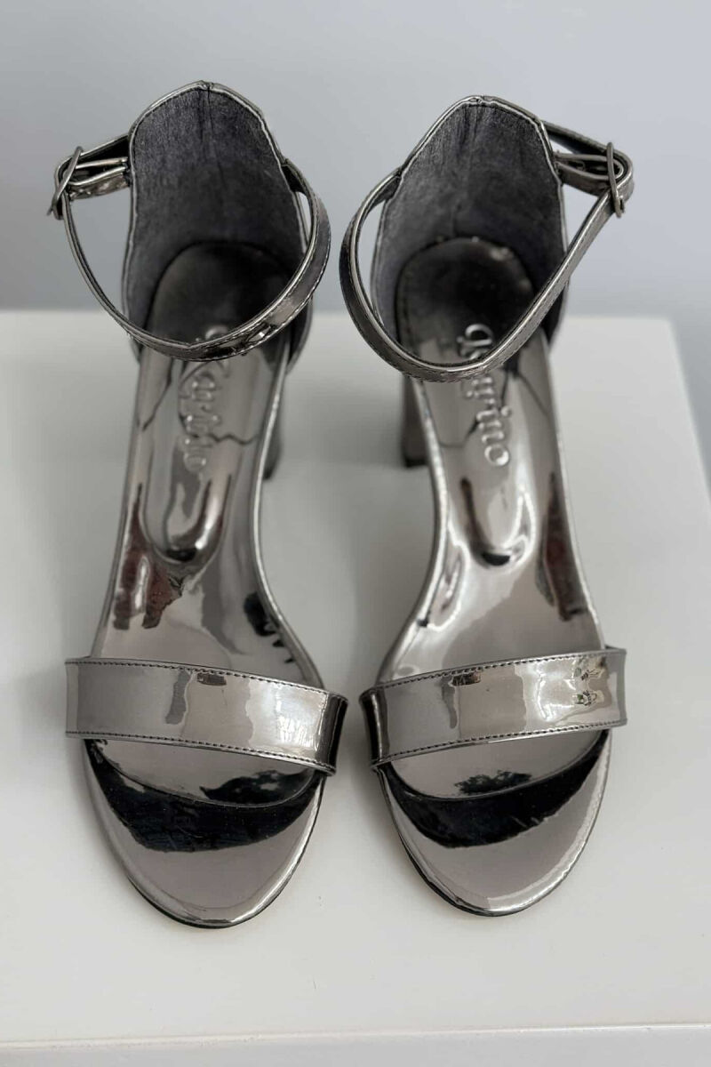ONE COLOR SHINNY HIGH HEEL WOMEN SANDALS SILVER/ARGJEND - 6