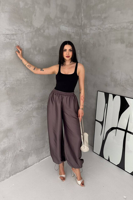 PANTALLONA ME SHKELQIM PER FEMRA NE NGJYRE KAFE TE ZBARDHUR - KLAUDIO FASHION