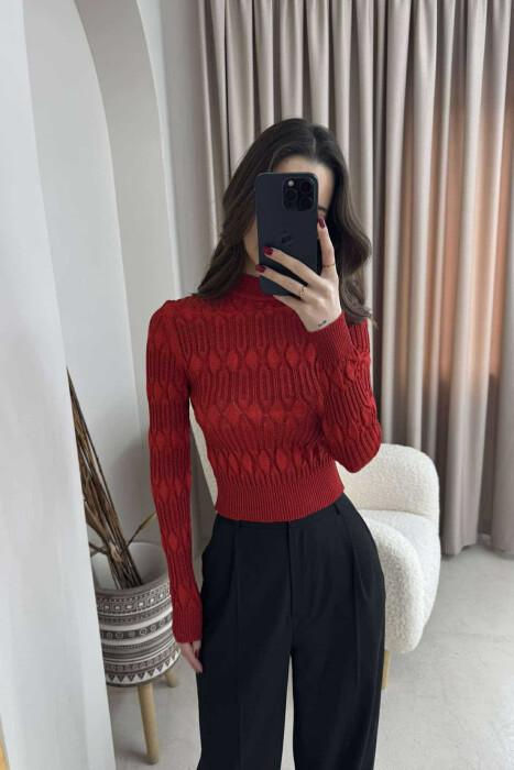 ONE COLOR SHINY SEMI NECK WOMEN SWEATER RED/E KUQE - KLAUDIO FASHION
