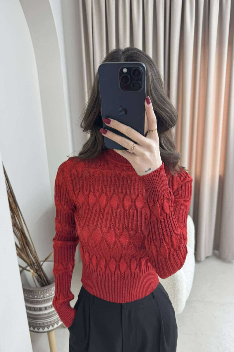 ONE COLOR SHINY SEMI NECK WOMEN SWEATER RED/E KUQE - 2