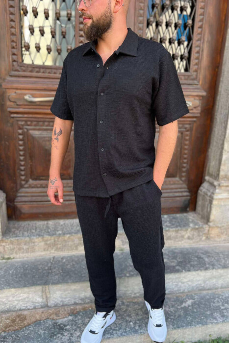 SET NJË NGJYRËSH PËR MESHKUJ NË NGJYRËN E ZEZË 