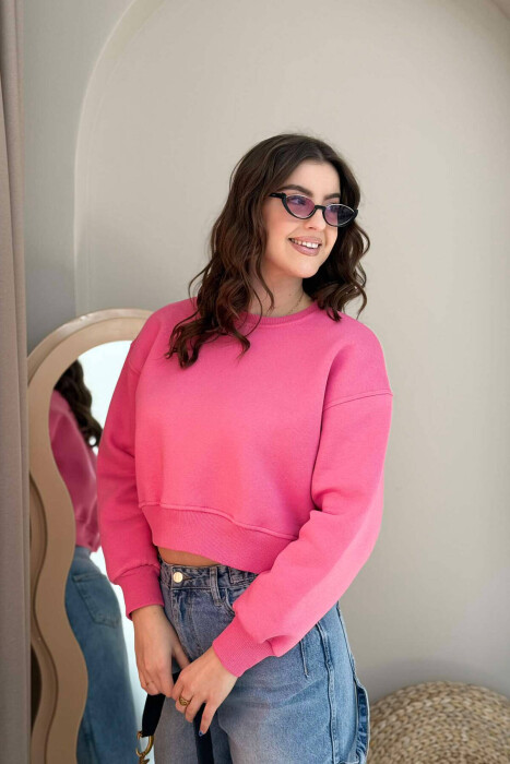 ONE COLOR SHORT WOMEN SWEATSHIRT IN PINK COLOR - 3