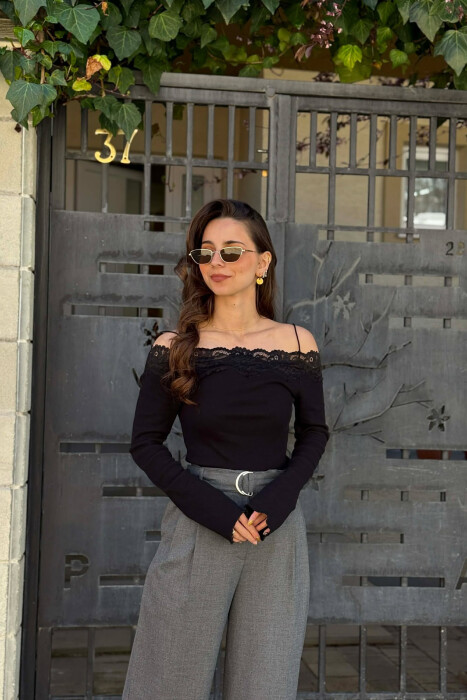 BLUZE NJE NGJYRESHE ME SUPET JASHTE PER FEMRA NE NGJYRE TE ZEZE - KLAUDIO FASHION