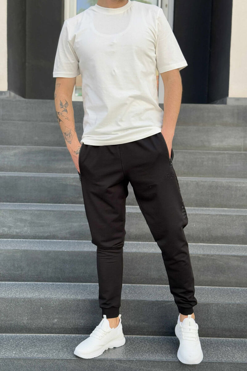 ONE COLOR SIDE WRITTINGS MEN SWEATPANTS BLACK/ E ZEZE - 1